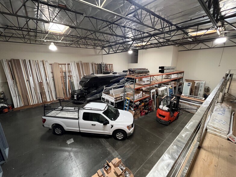 More Photos Of 8423 Rochester Ave, Rancho Cucamonga Warehouse For Lease