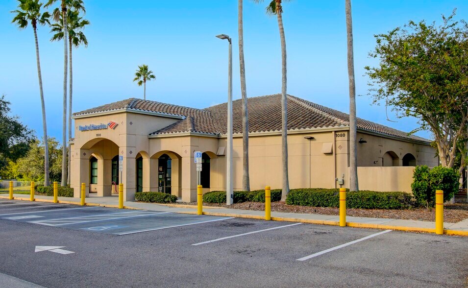 More Photos Of 1080 Keene Rd, Dunedin Bank For Sale