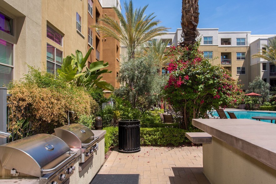 More Photos Of 700 S Myrtle Ave, Monrovia Apartments For Lease