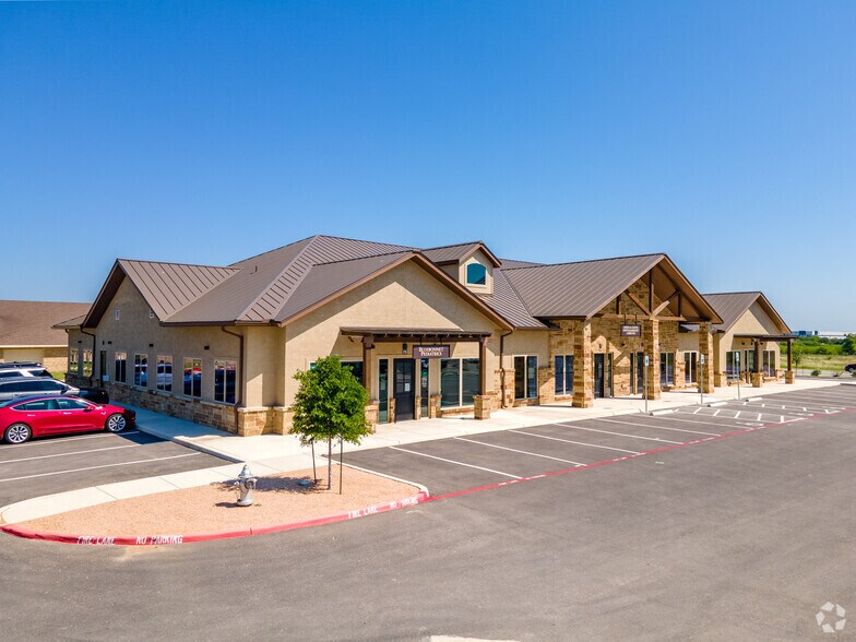 More Photos Of 790 Generations Dr, New Braunfels Unknown For Lease