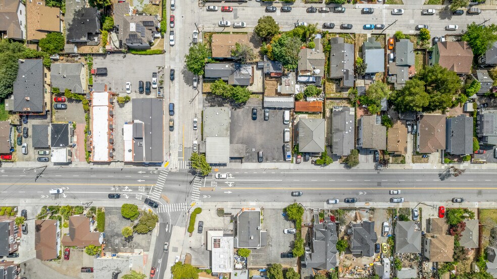 More Photos Of 236 Ocean St, Santa Cruz Office For Sale