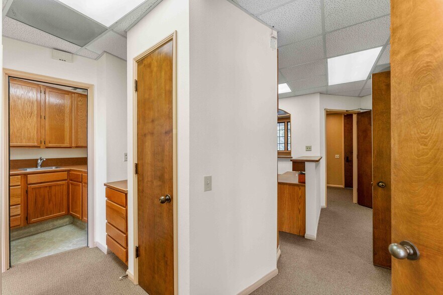 More Photos Of 504 W Pueblo St, Santa Barbara Medical For Sale