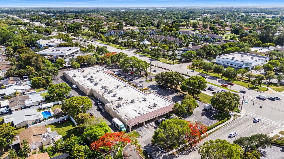 More Photos Of 8106-8186 N University Dr, Tamarac Unknown For Lease