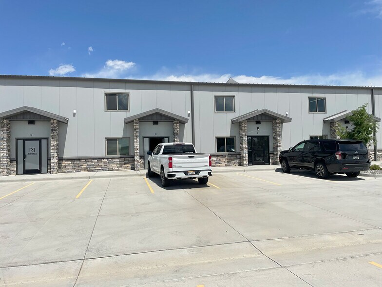 More Photos Of 1000 Champion Dr, Windsor Industrial For Lease