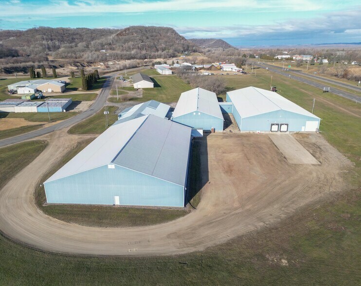 More Photos Of 170 Industrial Ct, Wabasha Warehouse For Lease