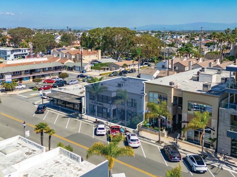 More Photos Of 438 Main St, Huntington Beach Storefront Retail Residential For Sale