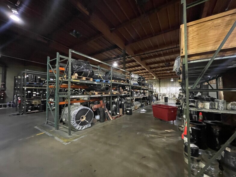 More Photos Of 2915 E Washington Blvd, Los Angeles Warehouse For Sale