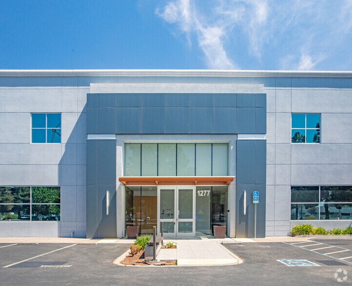 Primary Photo Of 1277 Borregas Ave, Sunnyvale Research And Development For Lease