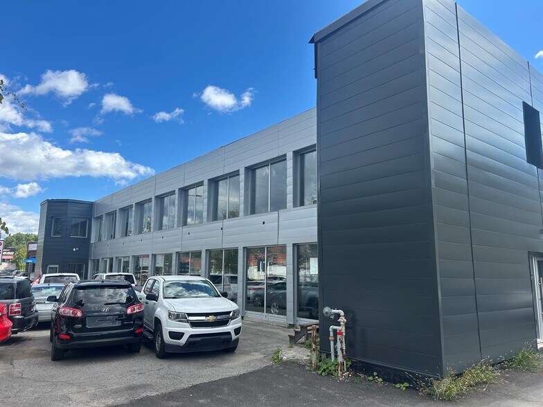 More Photos Of 6320 Rue Saint-Jacques, Montréal General Retail For Sale