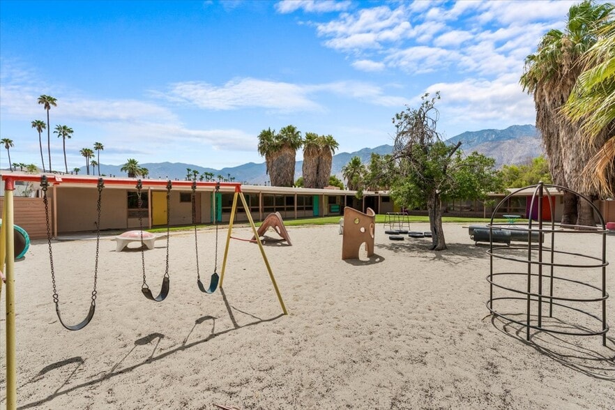 More Photos Of 490 S Compadre Rd, Palm Springs Daycare Center For Sale