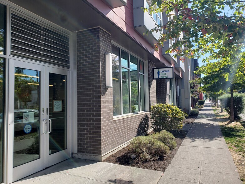 More Photos Of 5444 Delridge Way SW, Seattle Apartments For Lease