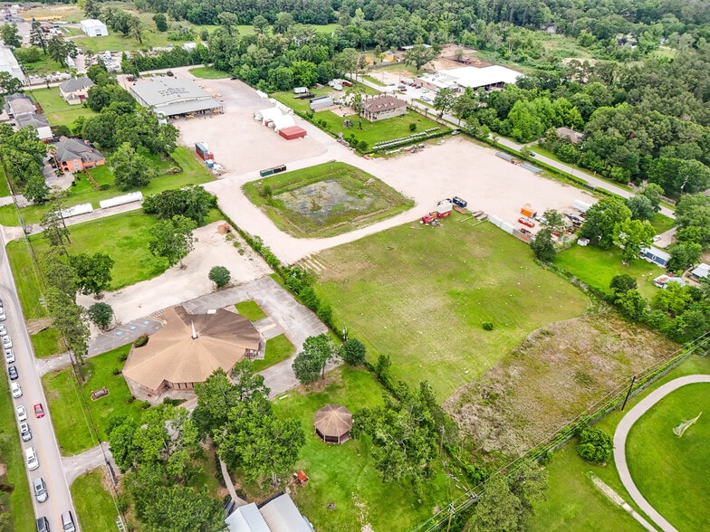 More Photos Of 4402 Theiss Rd, Humble Warehouse For Lease