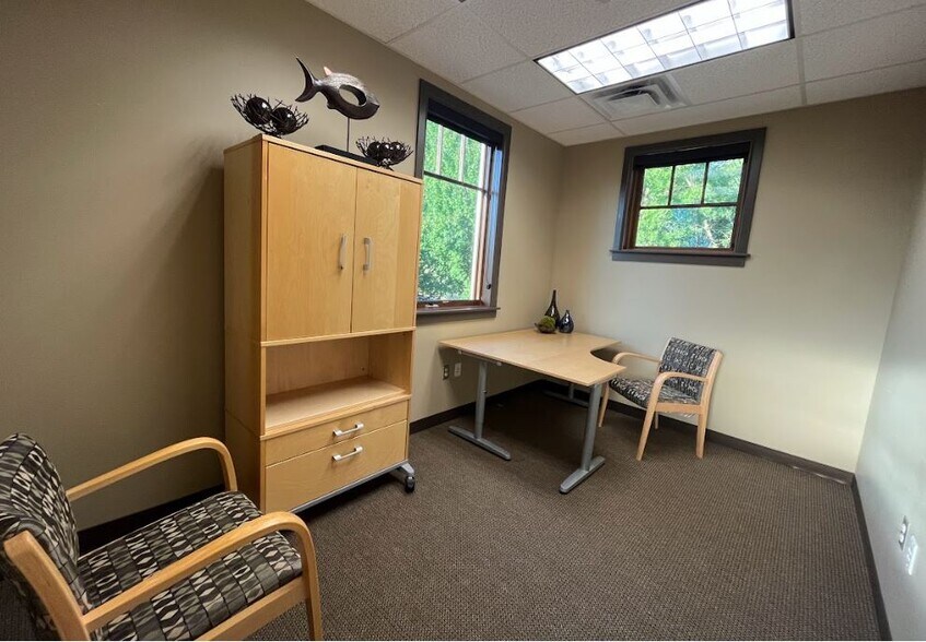 More Photos Of 358 Front Ave NW, Castle Rock Medical For Lease