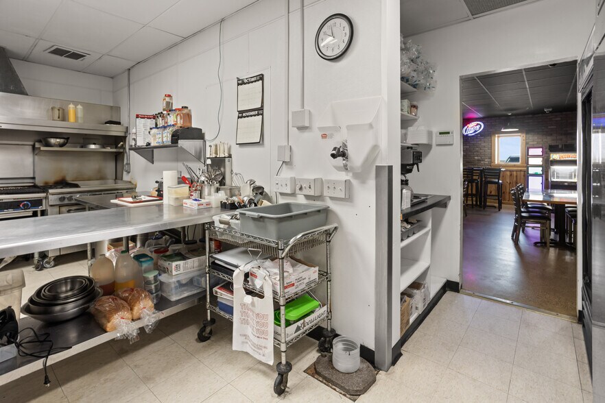 More Photos Of 205 1st St SW, Glyndon Restaurant For Sale