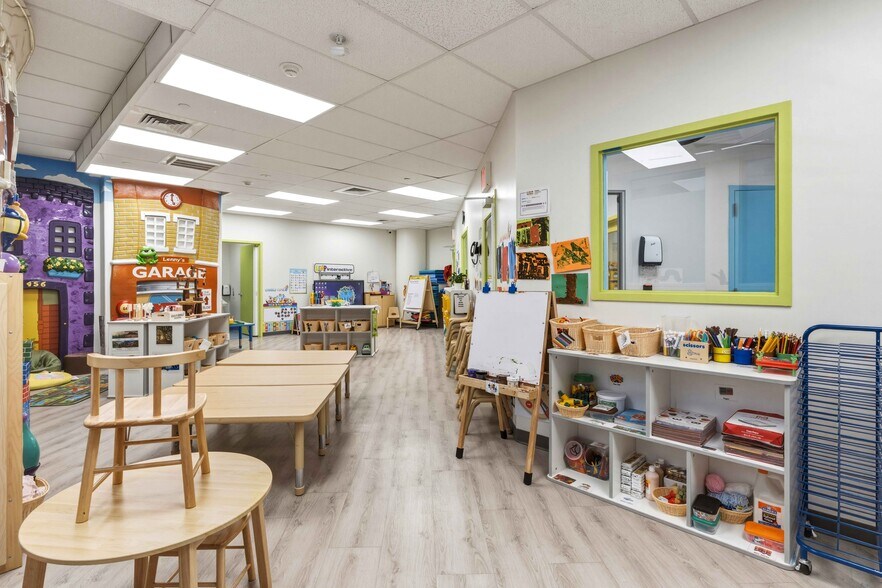 More Photos Of 2728 Thomson Ave, Long Island City Apartments For Sale