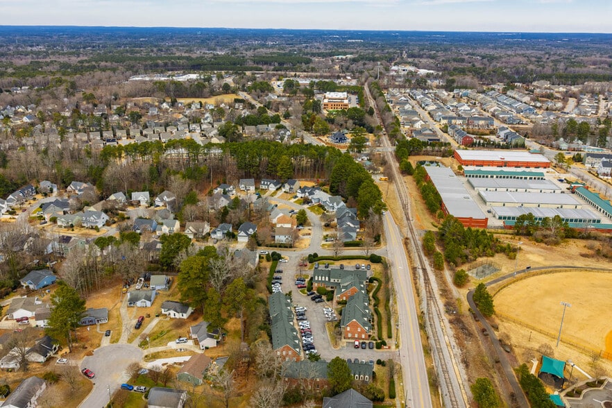 More Photos Of 130 Salem Towne Ct, Apex Office For Sale