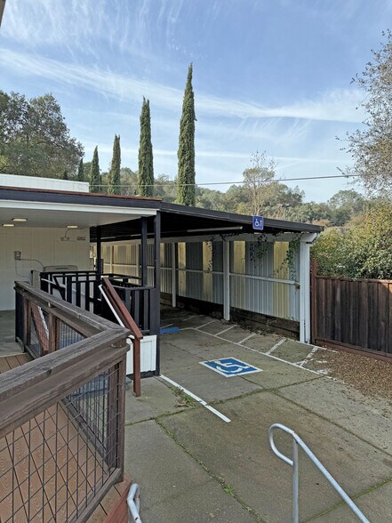 More Photos Of 21249 Geyserville Ave, Geyserville Storefront Retail Residential For Sale