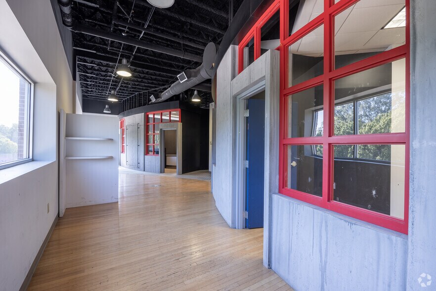 More Photos Of 1200 White St SW, Atlanta Office For Sale