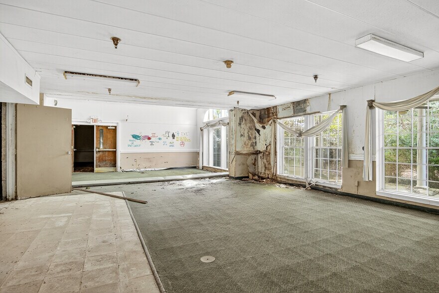 More Photos Of 306 S Allen Rd, Wake Forest Apartments For Sale