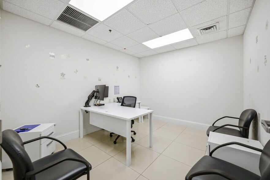 More Photos Of 433 SW 10th St, Ocala Medical For Sale