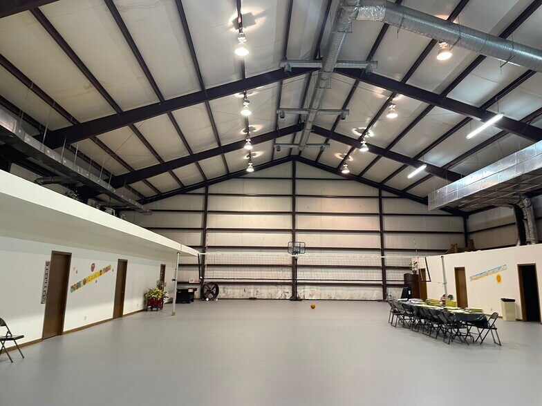 More Photos Of 11141 N Avenue L, La Porte Religious Facility For Sale