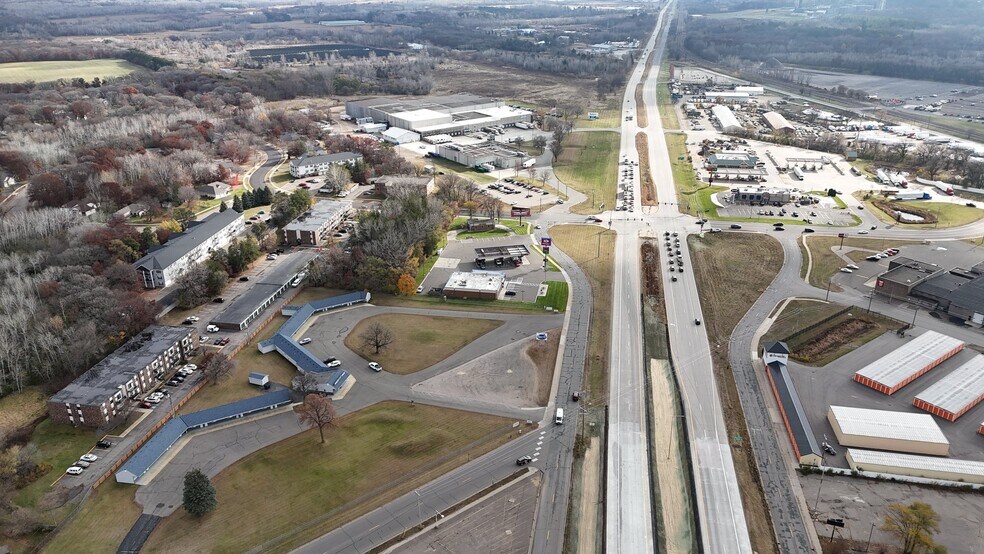 More Photos Of 720 Highway 10, Saint Cloud Hospitality For Sale