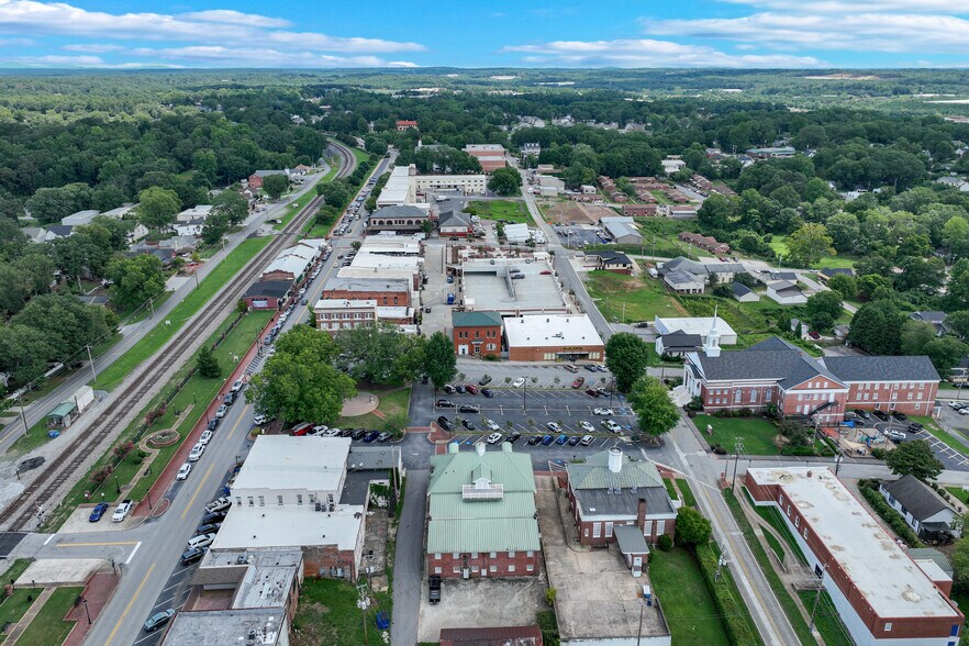 More Photos Of 55 Scott St, Buford Office For Sale