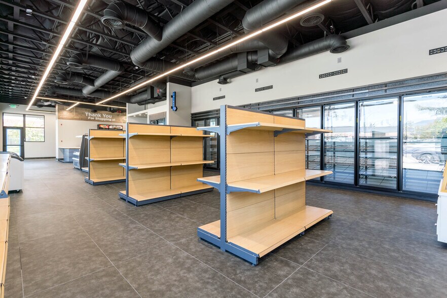 More Photos Of 10490 S De Anza Blvd, Cupertino Convenience Store For Sale