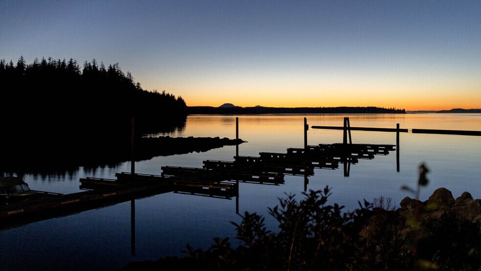 More Photos Of 1 Alder Bay Rd, Mt Waddington Manufactured Housing Mobile Home Park For Sale