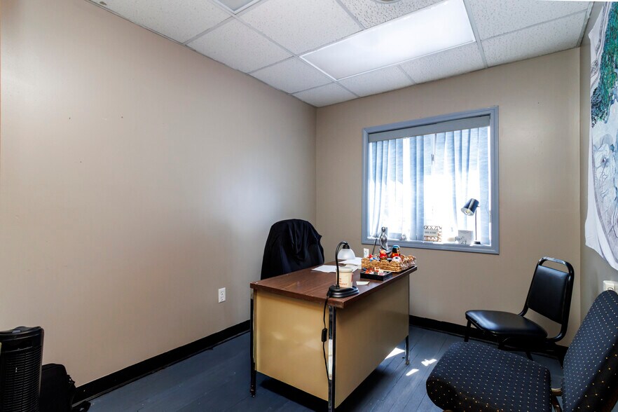 More Photos Of 1131 Broadway St, Buffalo Office For Sale