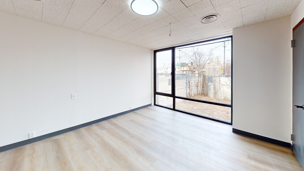 More Photos Of 2853 Park Ave, Minneapolis Office For Lease
