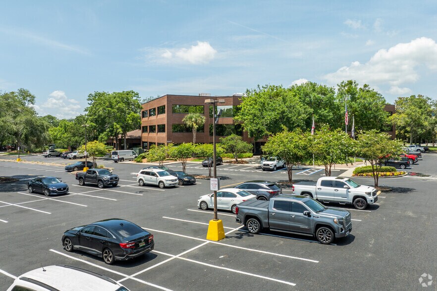 More Photos Of 8665 Baypine Rd, Jacksonville Unknown For Lease