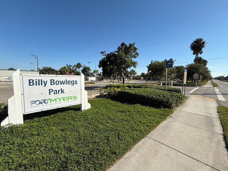 More Photos Of 4040 Bell St, Fort Myers Land For Sale