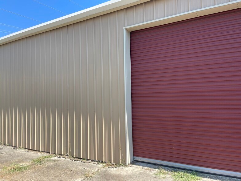 More Photos Of 1123 N Carrollton Ave, Baton Rouge Warehouse For Sale