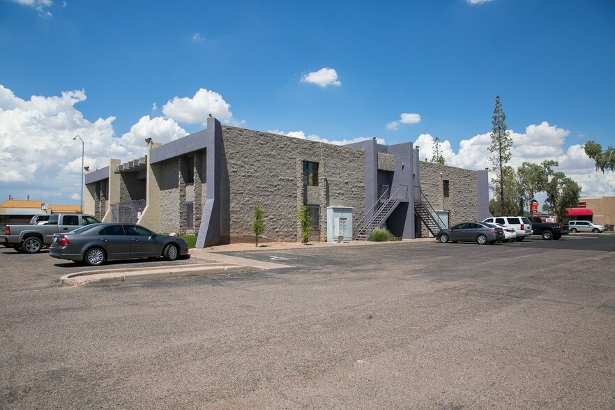 More Photos Of 165 E Southern Ave, Mesa Loft Creative Space For Lease
