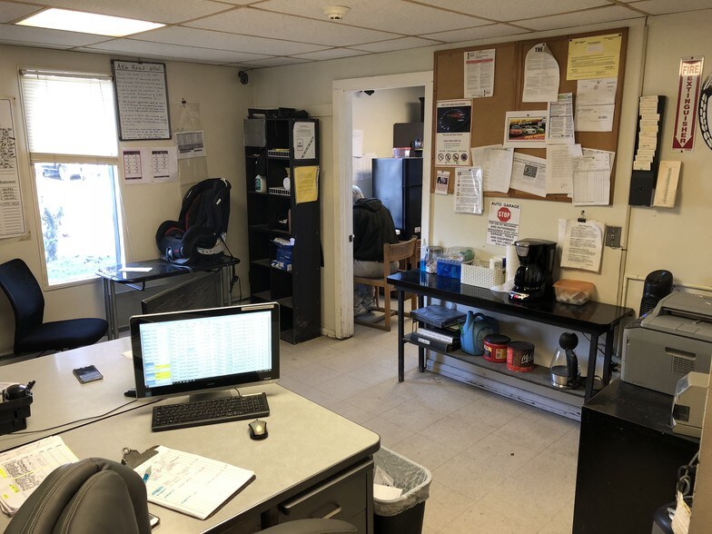 More Photos Of 615 Five Mile Dr, Ithaca Warehouse For Sale