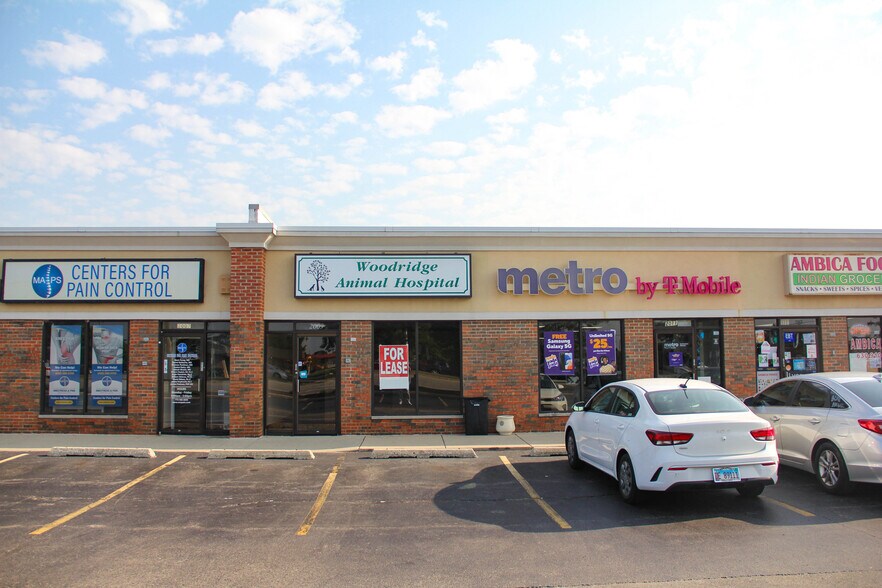 More Photos Of 2001 75th St, Woodridge Unknown For Lease