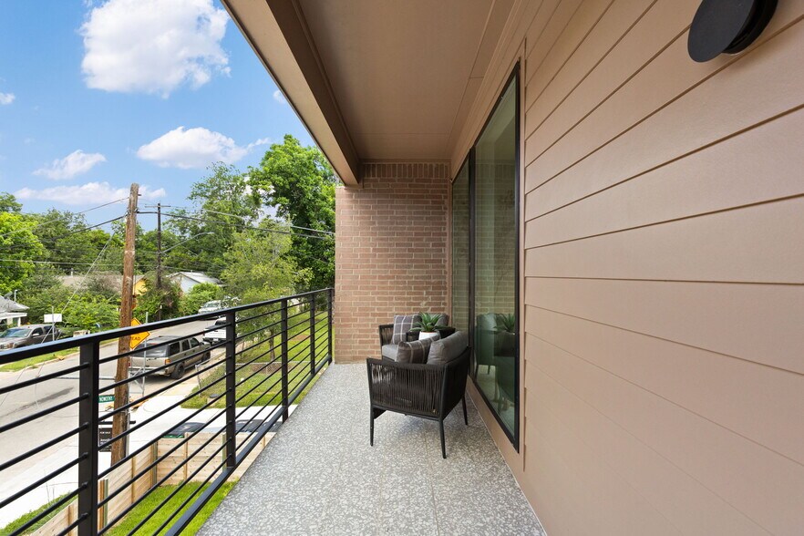 More Photos Of 3528 Gonzales st, Austin Land For Sale