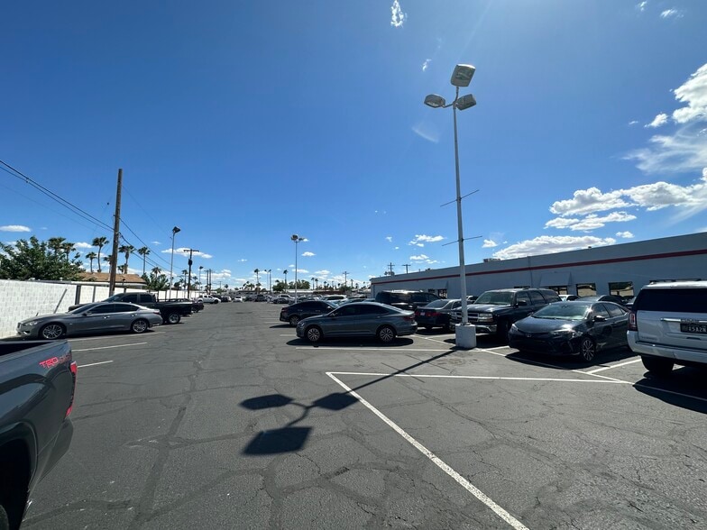 More Photos Of 3105 E Sahara Ave, Las Vegas Auto Repair For Lease