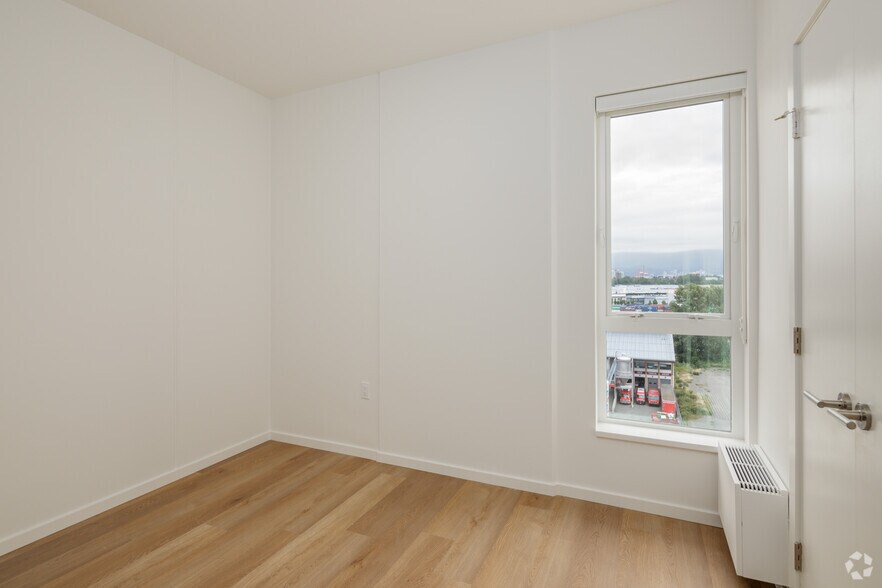More Photos Of 1888 Scotia St, Vancouver Apartments For Lease