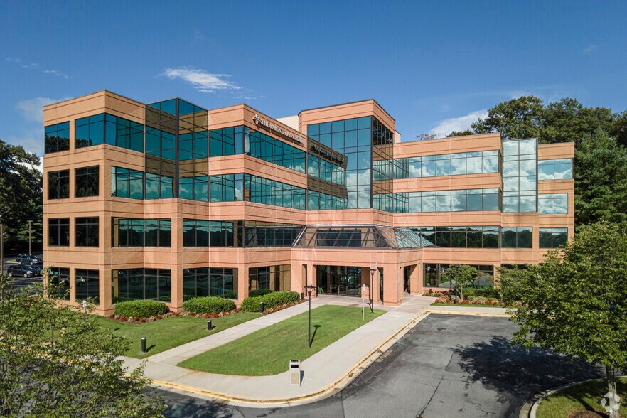 More Photos Of 2200 Defense Hwy, Crofton Medical For Lease