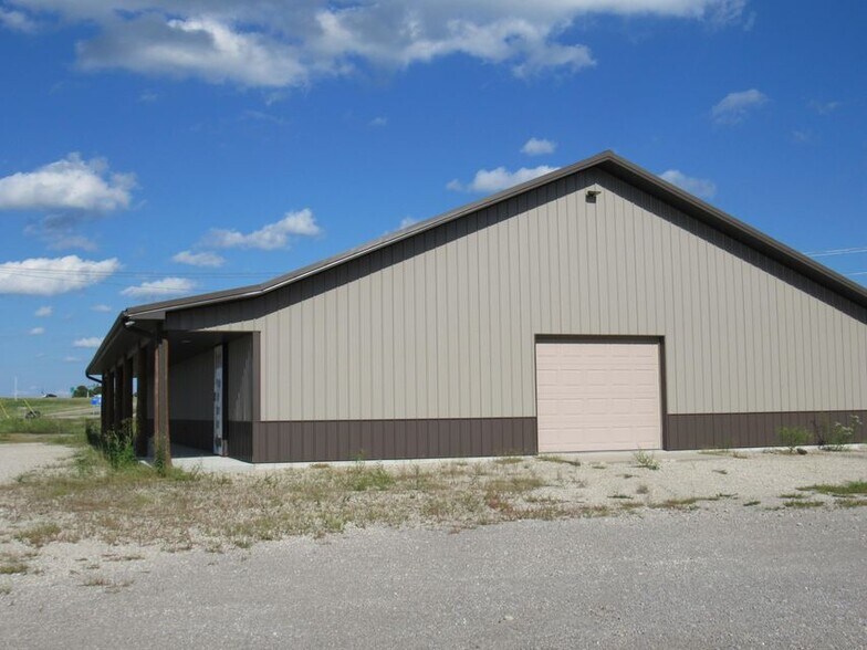 More Photos Of 975 E Daniel Dr, Mount Vernon Manufacturing For Sale