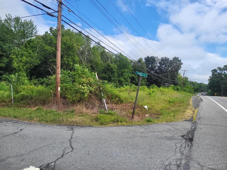 More Photos Of 2530 NY-208, Walden Land For Sale