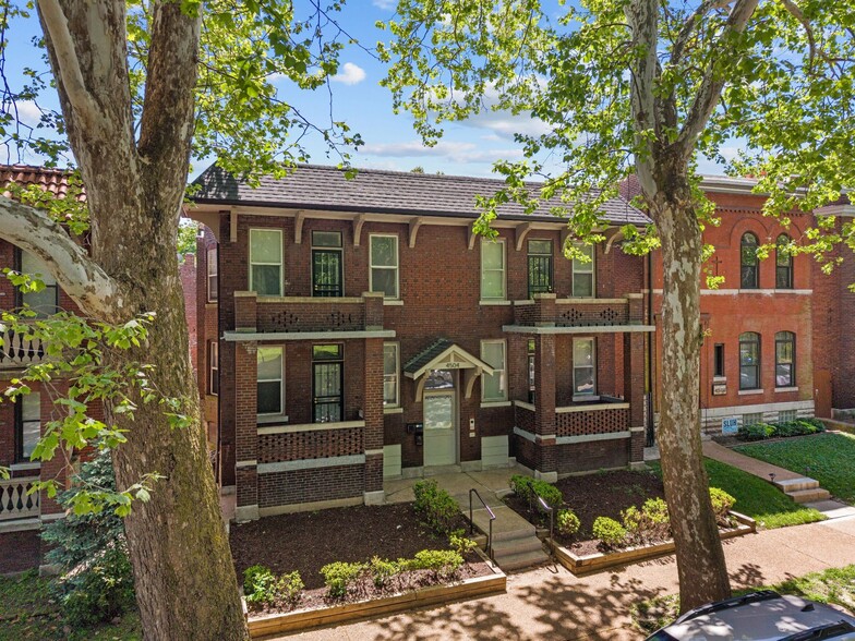 More Photos Of 4504 Arsenal St, Saint Louis Multifamily For Sale