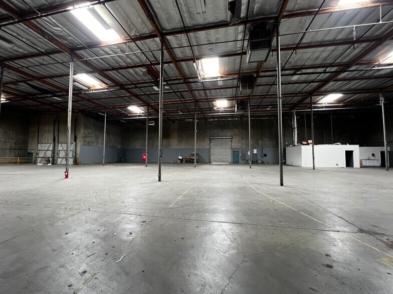 More Photos Of 12432 Foothill Blvd, Sylmar Industrial For Sale