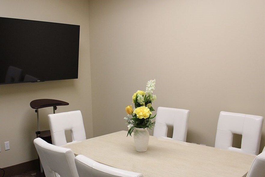 More Photos Of 19112 Gridley Rd, Cerritos Loft Creative Space For Lease