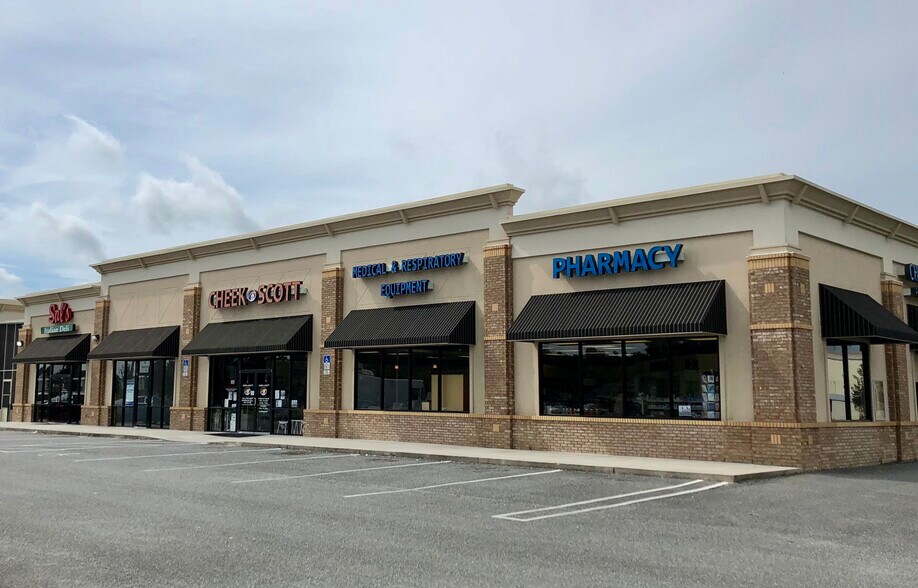 Primary Photo Of 161 SW Stonegate Ter, Lake City Storefront Retail Office For Lease