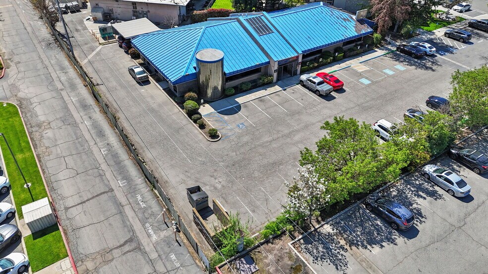 More Photos Of 3520 E Shields Ave, Fresno Medical For Sale