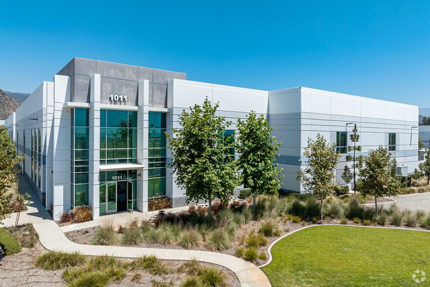 Primary Photo Of 1011 N Todd Ave, Azusa Warehouse For Lease