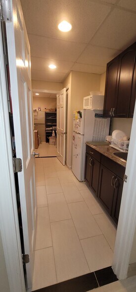 More Photos Of 364 Parsippany Rd, Parsippany Office For Sale